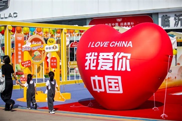 感動(dòng)遠(yuǎn)通人物